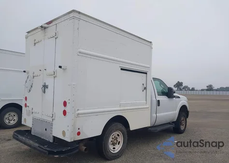 2013 Ford F-250 Xl from USA, damaged, VIN 1FDBF2B67DEB54259